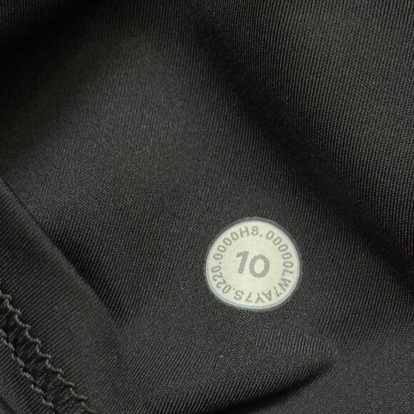 Lululemon Fast Free High-Rise Short 8” Nulux Sz 10
Pockets Black Non Reflective - Picture 4 of 8